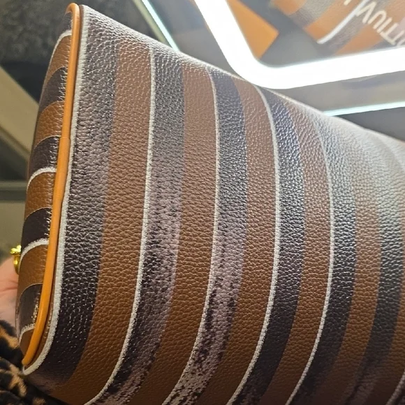 Elegant Brown Striped Women's Satchel - Picture 8 of 8